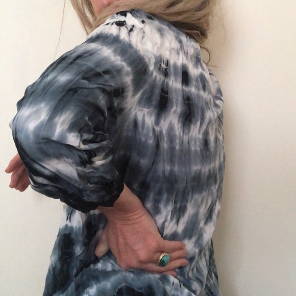 VELVET Marks & Spencer Indigo Tie Dye Blouse S EUC - Picture 8 of 8